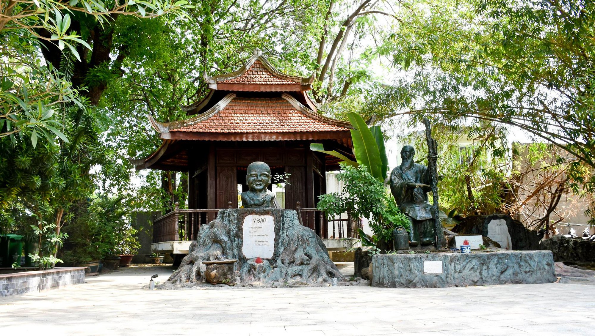 Việt Nam lần đầu có thuốc y học cổ truyền điều trị COVID-19 - Ảnh 1. Việt Nam lần đầu có thuốc y học cổ truyền điều trị COVID-19 - Ảnh 1.