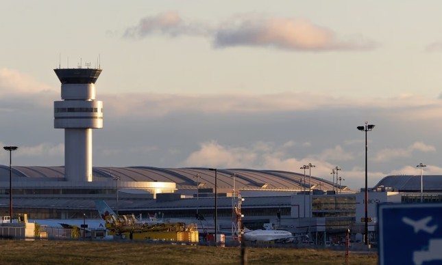 Canada điều tra vụ trộm vàng trị giá gần 15 triệu USD tại sân bay - Ảnh 1.