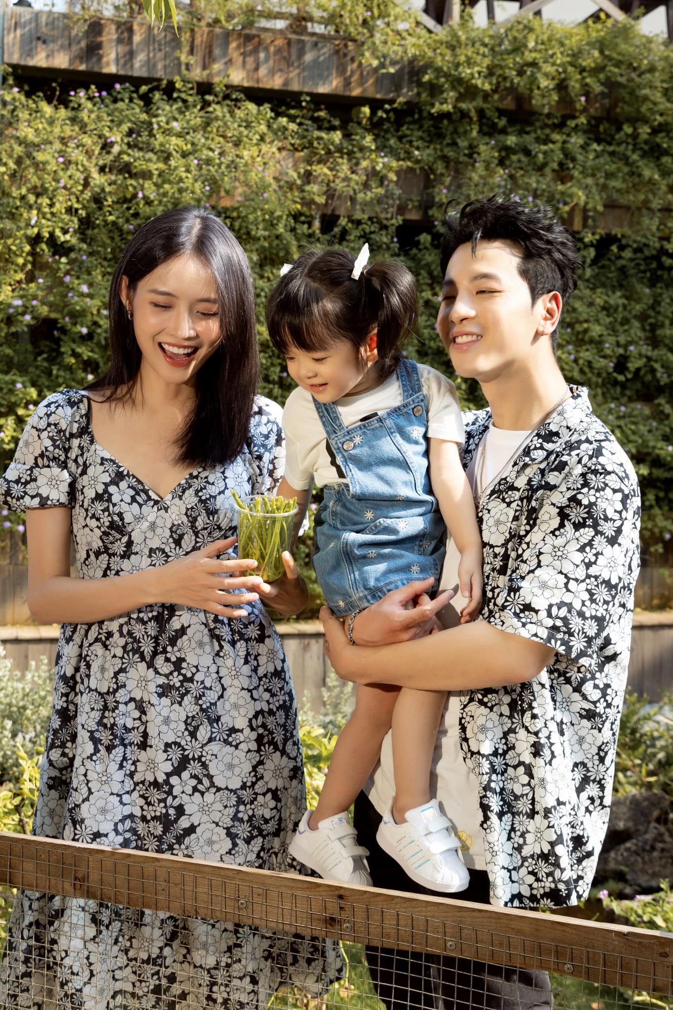 Trương Mỹ Nhân và Phí Ngọc Hưng từng chia tay rồi tái hợp trong 3 năm yêu, sẽ kết hôn khi đàng trai làm được điều này? - Ảnh 5. Trương Mỹ Nhân và Phí Ngọc Hưng từng chia tay rồi tái hợp trong 3 năm yêu, sẽ kết hôn khi đàng trai làm được điều này? - Ảnh 5.