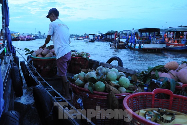 Nhiều giải pháp bảo tồn, phát huy một trong những chợ nổi &quot;ấn tượng nhất thế giới&quot; ở miền Tây - Ảnh 3.