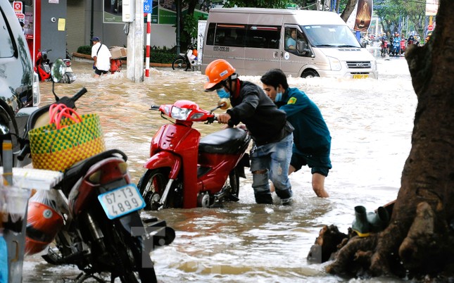 Dự báo có khoảng 12-14 cơn bão mạnh và áp thấp nhiệt đới trong năm 2023 - Ảnh 2.