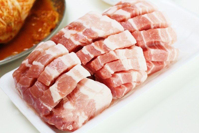 Thịt ba chỉ nấu theo cách này ngon lạ bất ngờ - Ảnh 2. Thịt ba chỉ nấu theo cách này ngon lạ bất ngờ - Ảnh 2.