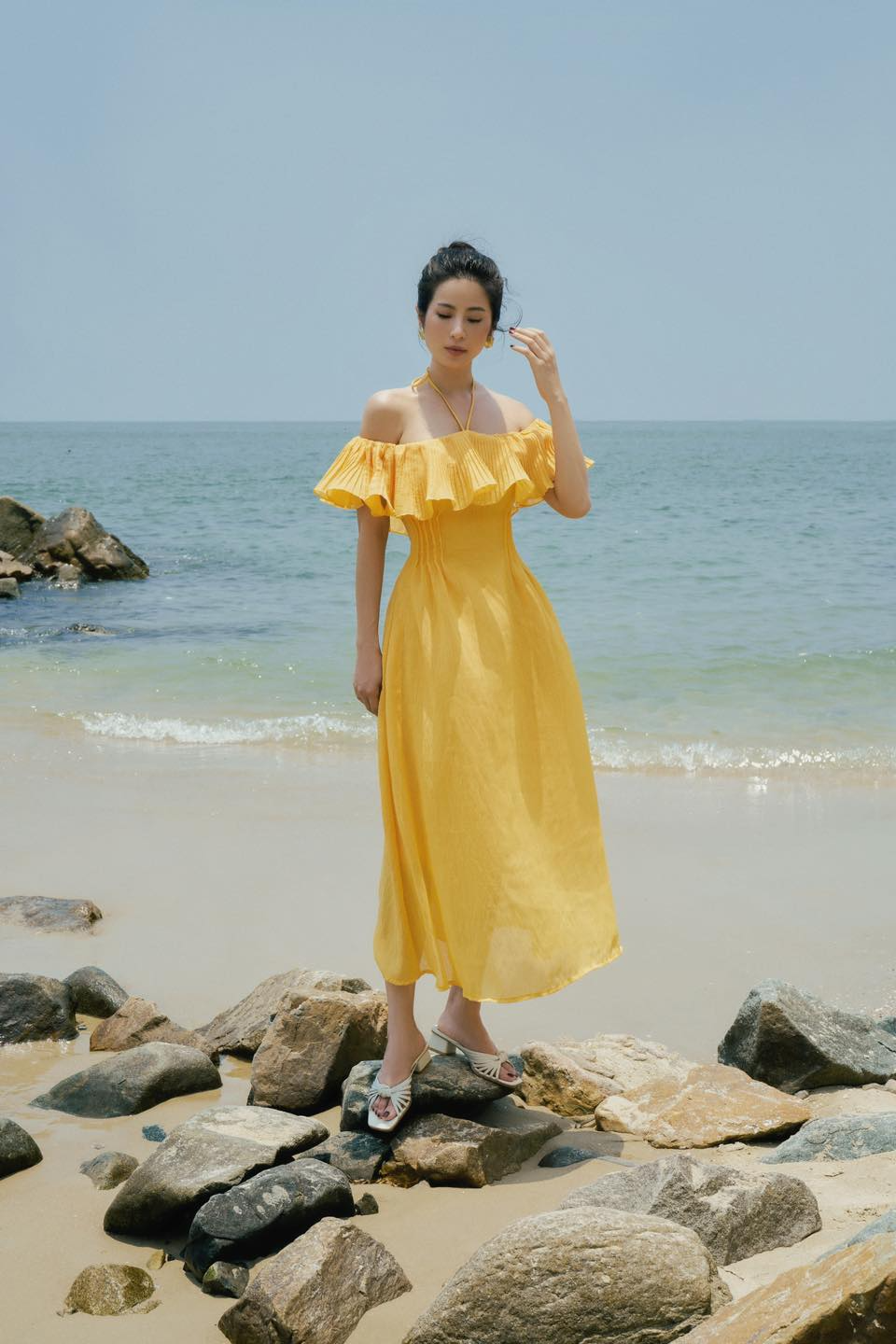 Những mẫu váy đi biển đẹp năm 2017 | Công ty thời trang MANTIS