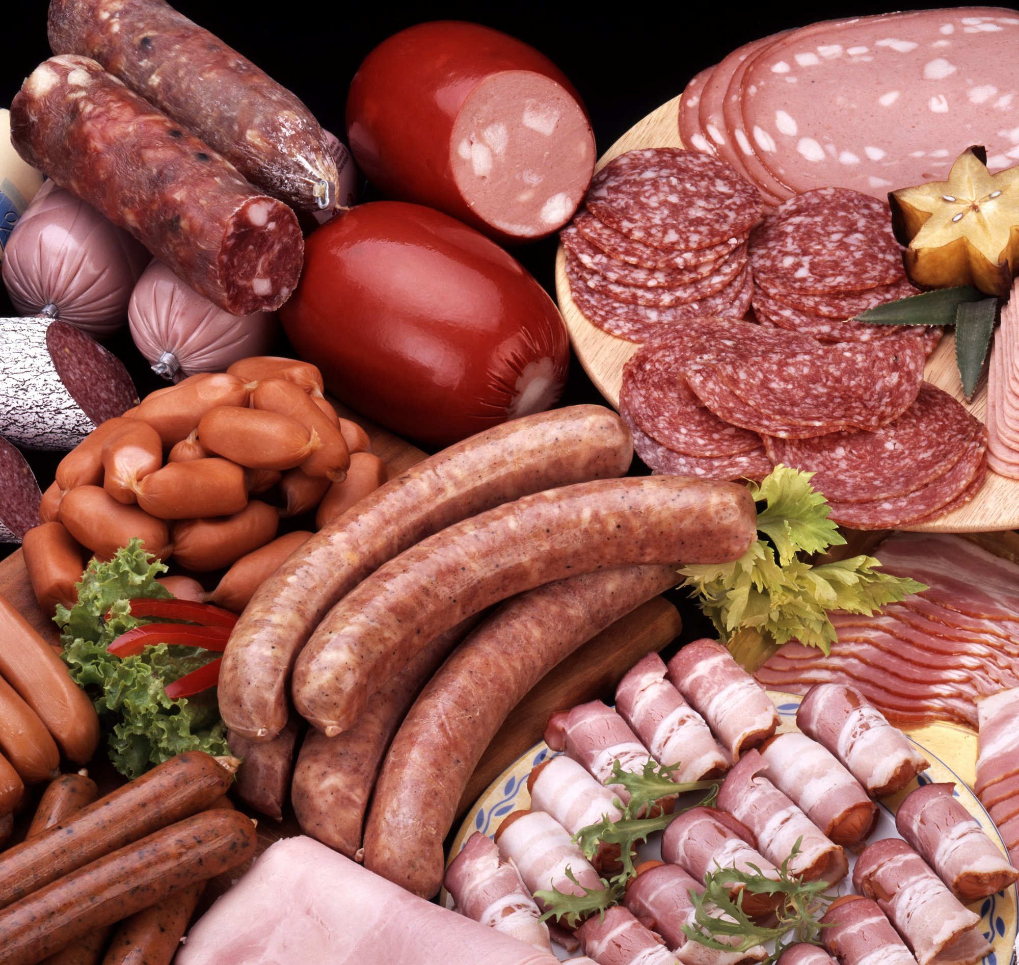 Các bác sĩ ung thư nói về 6 loại thực phẩm nên hạn chế: Toàn món thường thấy, nhiều người ‘khoái’ ăn - Ảnh 1.