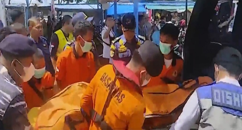 Chìm tàu cao tốc tại Indonesia, ít nhất 11 người thiệt mạng - Ảnh 1.
