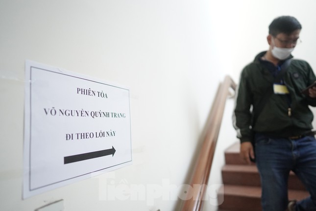 Bị cáo Nguyễn Võ Quỳnh Trang trả lời HĐXX về lý do rút kháng cáo, chấp nhận án tử hình - Ảnh 7.