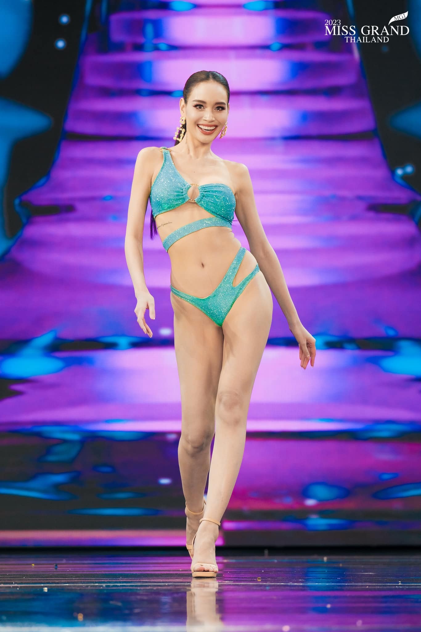 Người đẹp gốc Việt diễn bikini ở bán kết Hoa hậu Hòa bình Thái Lan - Ảnh 3.