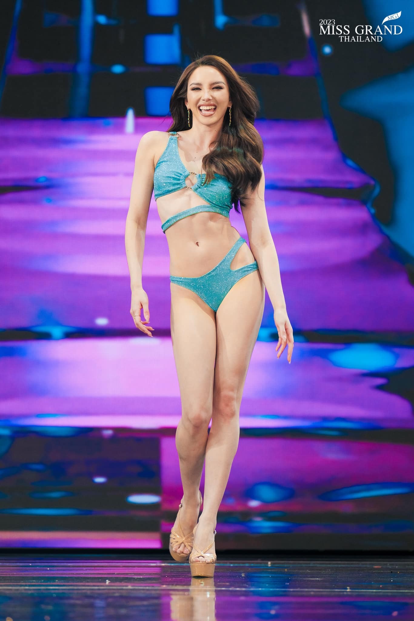 Người đẹp gốc Việt diễn bikini ở bán kết Hoa hậu Hòa bình Thái Lan - Ảnh 19.