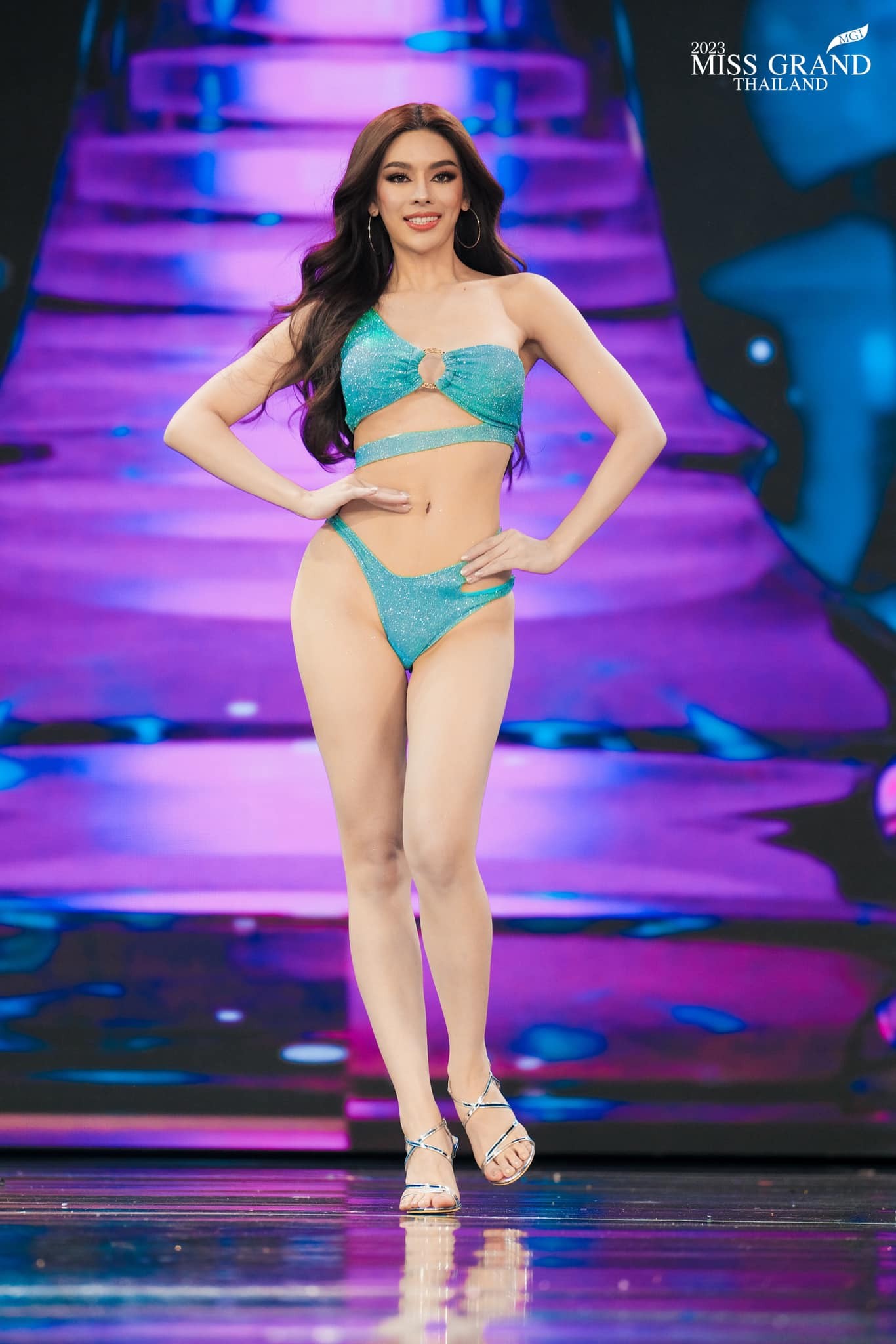 Người đẹp gốc Việt diễn bikini ở bán kết Hoa hậu Hòa bình Thái Lan - Ảnh 1.