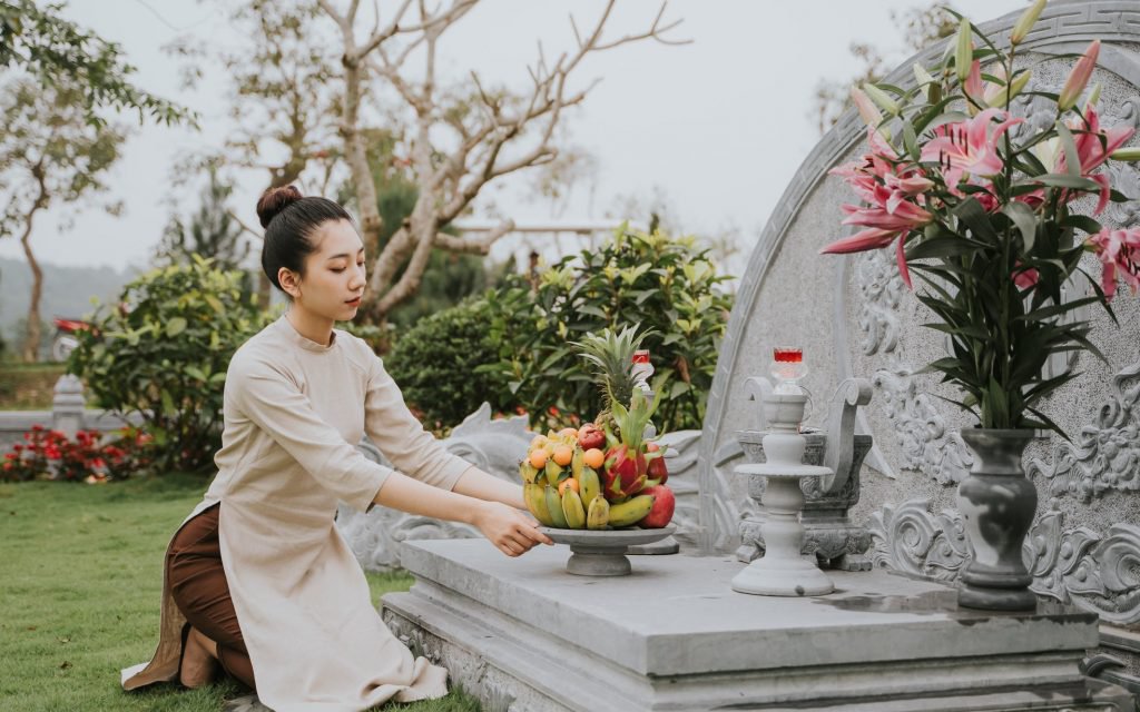 Ý nghĩa Tết Thanh minh trong phong tục của người Việt và những lưu ý, kiêng kỵ khi đi tảo mộ