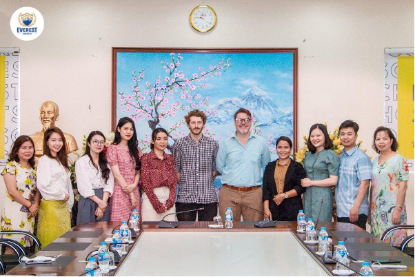 Ưu điểm nổi trội của chương tr&igrave;nh song bằng Cambridge tại Everest School - Ảnh 4.