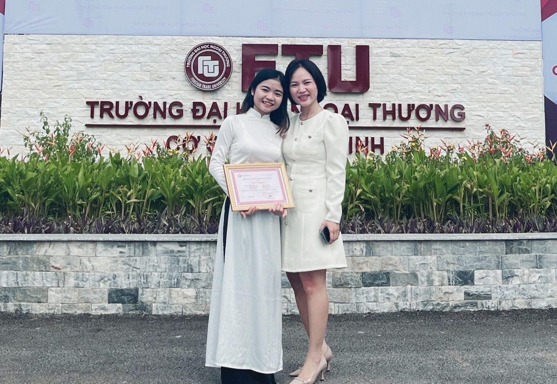 Thủ khoa Đại học Ngoại thương tốt nghiệp sớm với điểm GPA gần tuyệt đối - Ảnh 3.