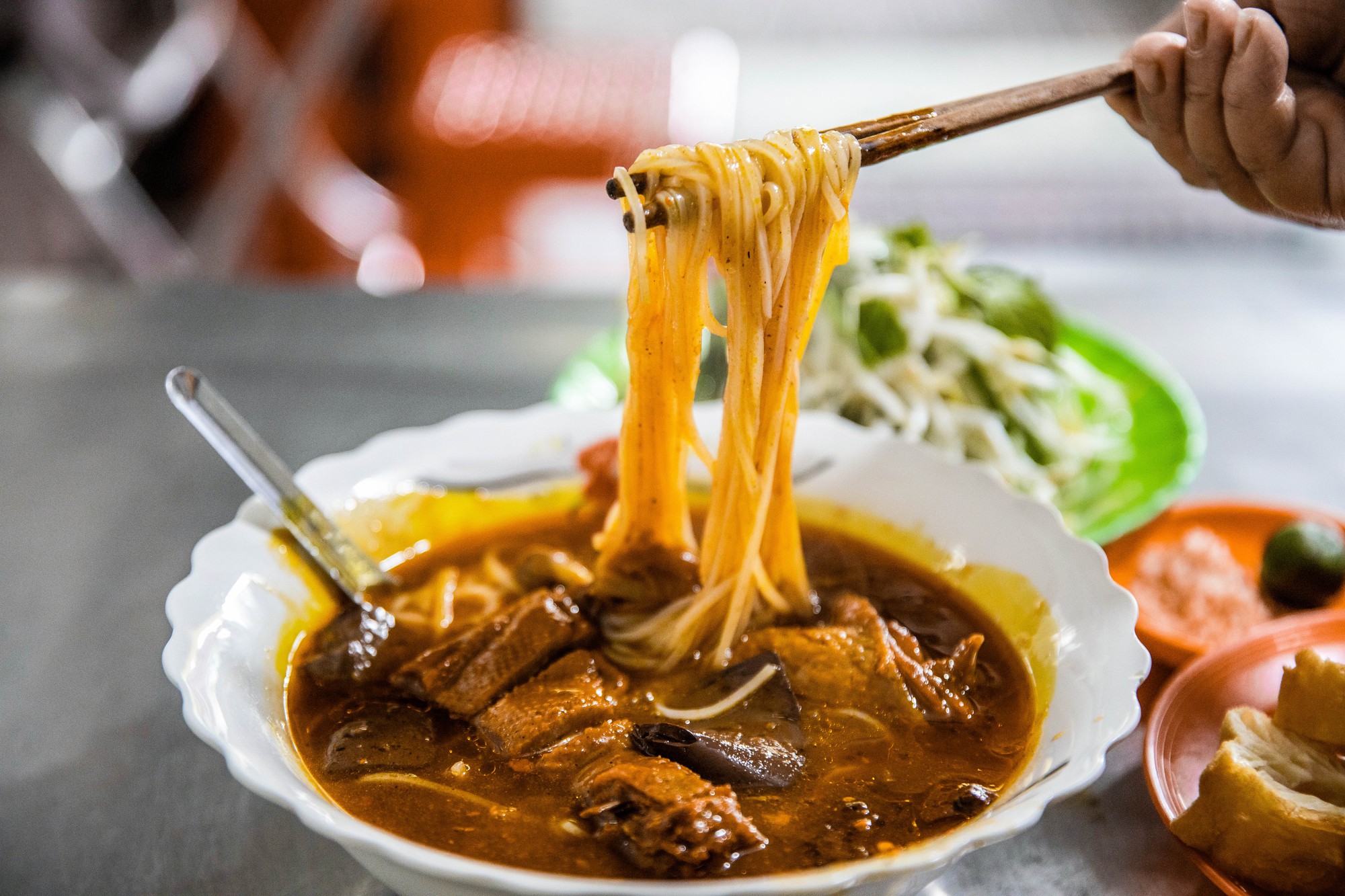 Về “xứ công tử Bạc Liêu” thưởng thức món ăn thuộc top 100 đặc sản nổi bật nhất Việt Nam - Ảnh 3.