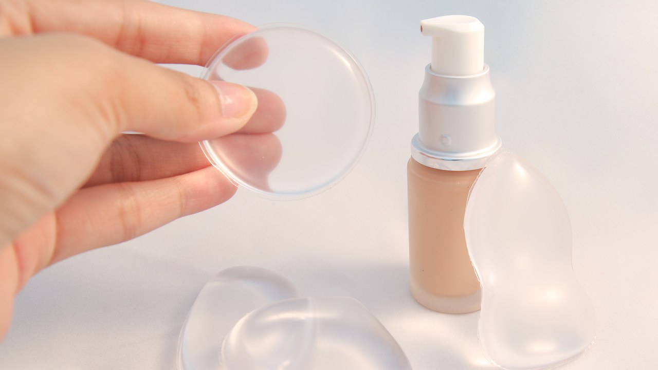 Các thành phần gây mụn có trong mỹ phẩm chị em cần tránh - Ảnh 2. Các thành phần gây mụn có trong mỹ phẩm chị em cần tránh - Ảnh 2.