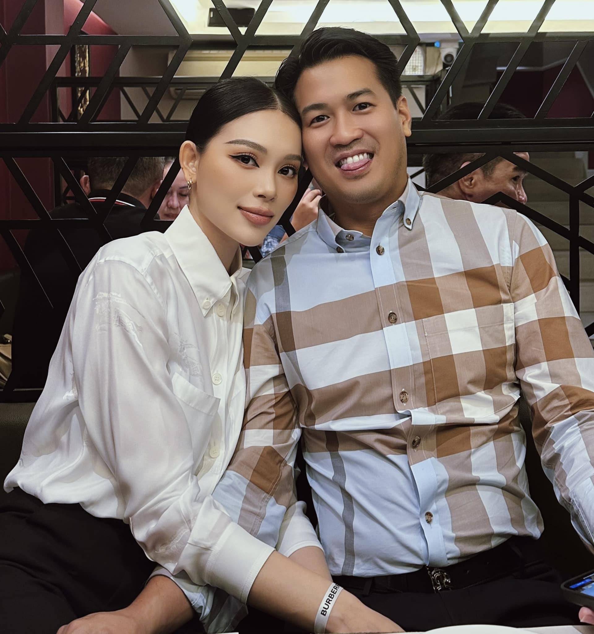 Cuộc sống làm dâu hào môn của Linh Rin - Ảnh 3. Cuộc sống làm dâu hào môn của Linh Rin - Ảnh 3.