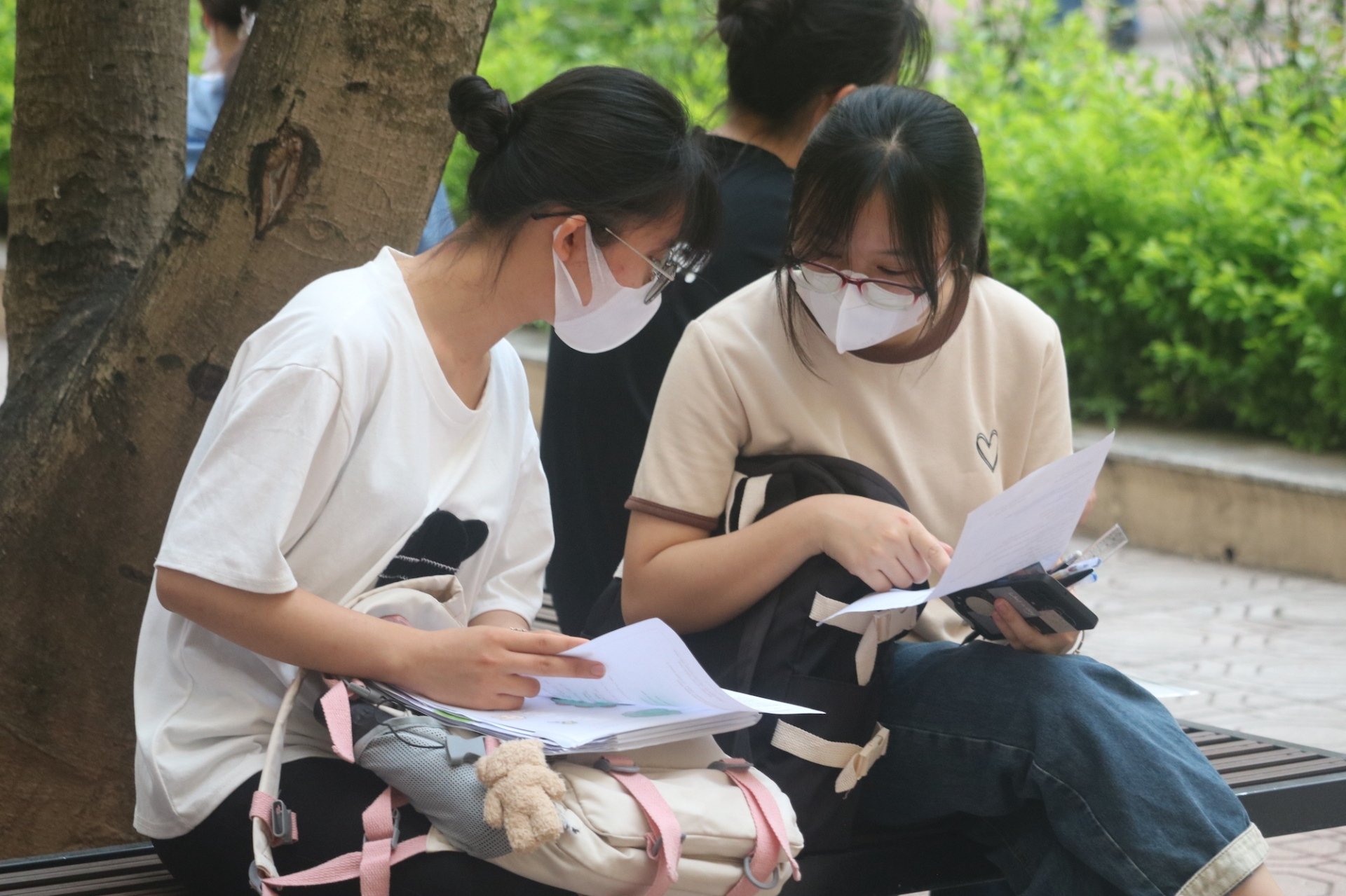 Nhiều trường đại học úp mở học phí, học sinh tính toán hết hơi vẫn không hiểu - Ảnh 2. Nhiều trường đại học úp mở học phí, học sinh tính toán hết hơi vẫn không hiểu - Ảnh 2.