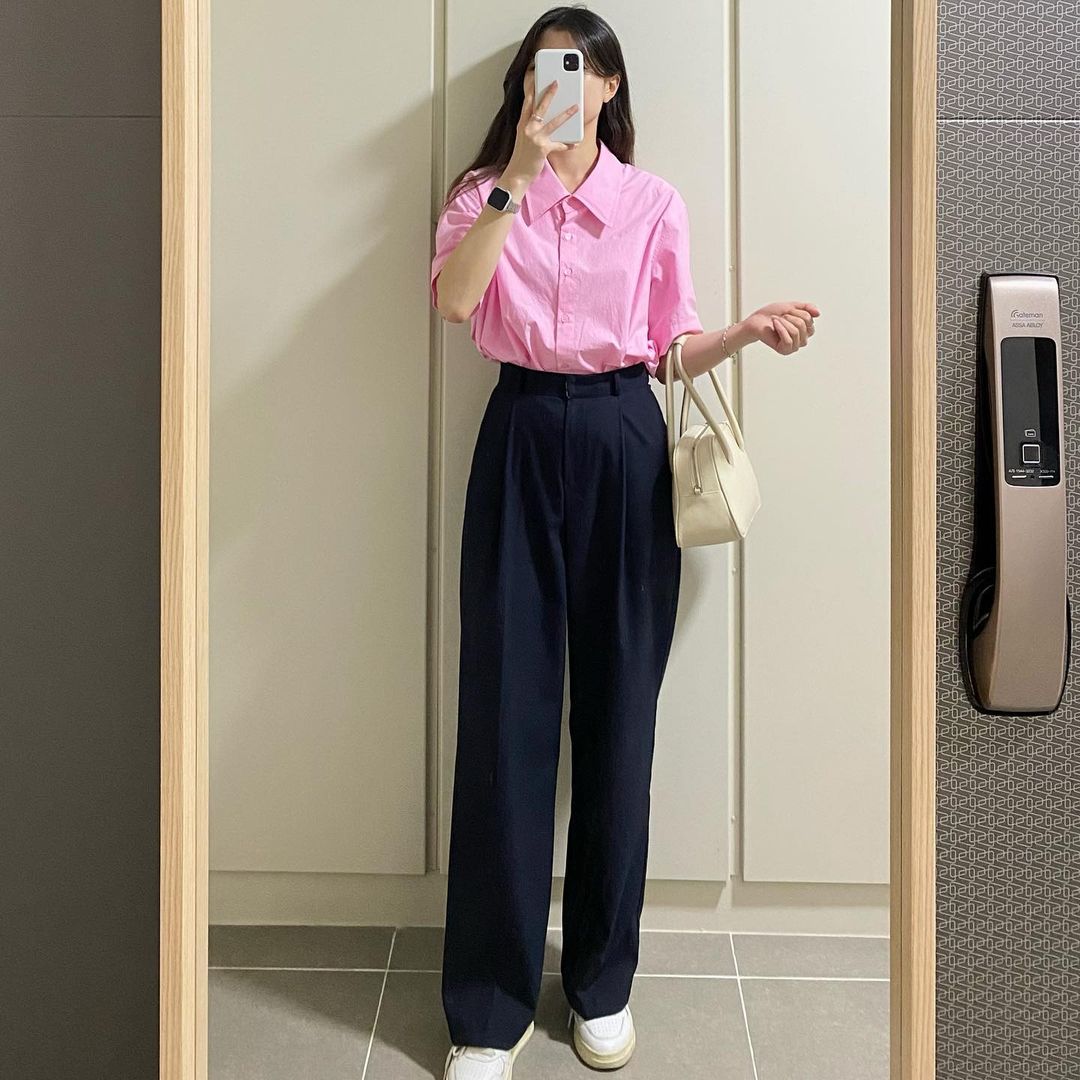 Học nàng blogger Hàn Quốc 10 set đồ tôn dáng, thanh lịch khi đến công sở - Ảnh 1.