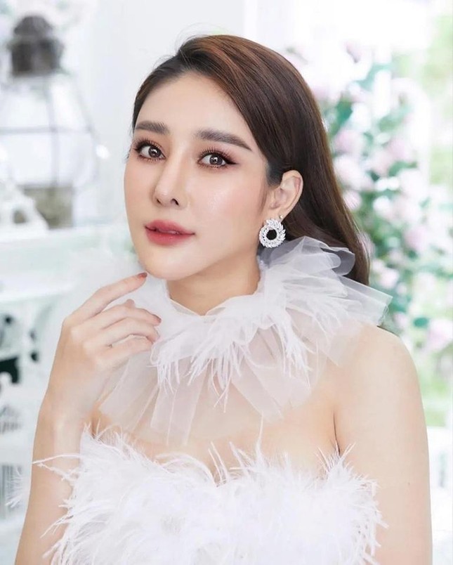 Kết luận vụ nữ diễn viên 'Chiếc lá cuốn bay' rơi xuống sông qua đời - Ảnh 2. Kết luận vụ nữ diễn viên 'Chiếc lá cuốn bay' rơi xuống sông qua đời - Ảnh 2.