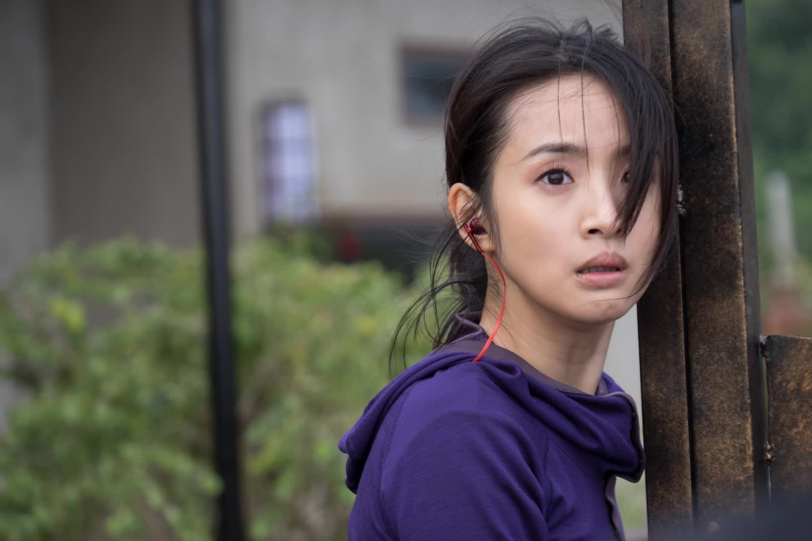 Lâm Y Thần bị chồng doanh nhân bạo hành ngay trước mặt nhân tình, uất ức quyết tâm ly hôn? - Ảnh 1. Lâm Y Thần bị chồng doanh nhân bạo hành ngay trước mặt nhân tình, uất ức quyết tâm ly hôn? - Ảnh 2.