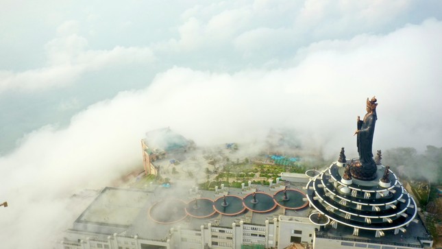 ‘Mũ mây’ tái xuất tại núi Bà Đen Tây Ninh - Ảnh 5.
