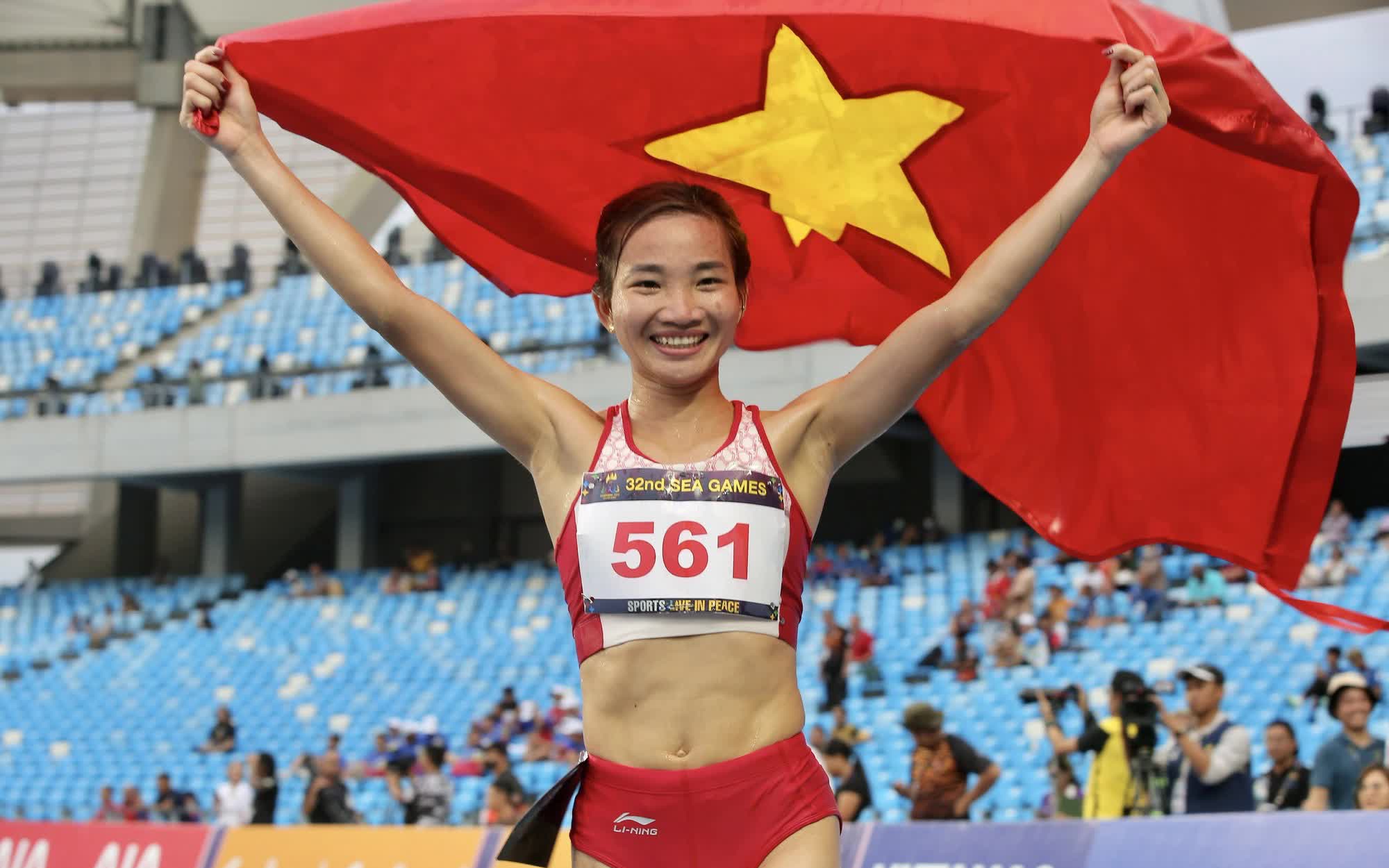 Nguyễn Thị Huyền lập kỷ lục chưa từng có ở SEA Games  - Ảnh 2.