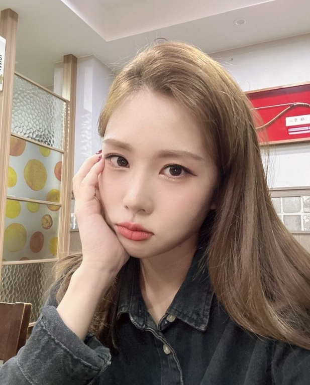 Nữ ca sĩ Hàn Quốc tự tử ở tuổi 30, để lại thư tuyệt mệnh tại hiện trường - Ảnh 2. Nữ ca sĩ Hàn Quốc tự tử ở tuổi 30, để lại thư tuyệt mệnh tại hiện trường - Ảnh 2.