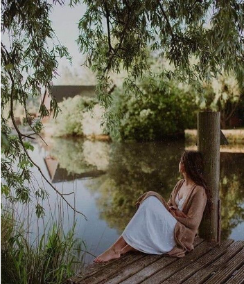 Bố mẹ chung giường 30 năm chưa từng đăng ký kết hôn vẫn hạnh phúc, tôi mới 3 năm đã suýt qua 2 lần đò - Ảnh 1. Bố mẹ chung giường 30 năm chưa từng đăng ký kết hôn vẫn hạnh phúc, tôi mới 3 năm đã suýt qua 2 lần đò - Ảnh 1.