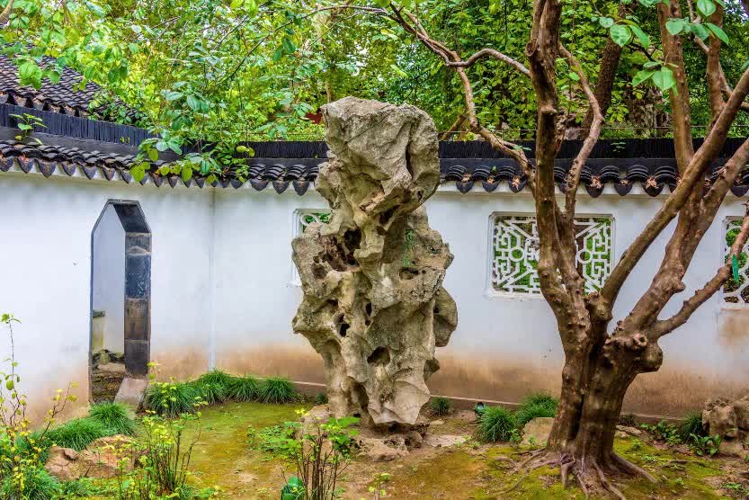 Khu vườn cổ 600 năm trường tồn cùng tuế nguyệt, cảnh sắc 4 mùa đẹp vĩnh cửu giữa cố đô Nam Kinh - Ảnh 3.