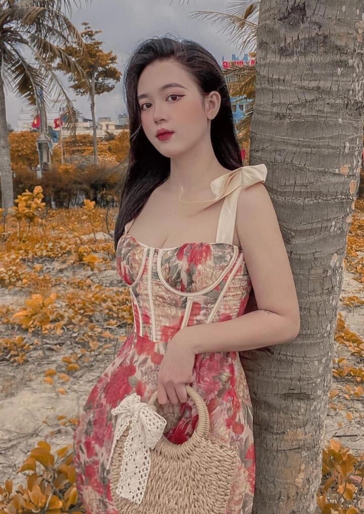 Vợ cầu thủ Vũ Tiến Long U22 Việt Nam: Gương mặt xinh đẹp, vóc dáng gợi cảm - Ảnh 12. Vợ cầu thủ Vũ Tiến Long U22 Việt Nam: Gương mặt xinh đẹp, vóc dáng gợi cảm - Ảnh 12.