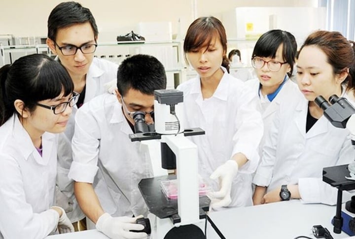 Học phí trường Y Dược, Đại học Quốc gia Hà Nội tăng gấp 4 lần, cao nhất 55 triệu - Ảnh 1.