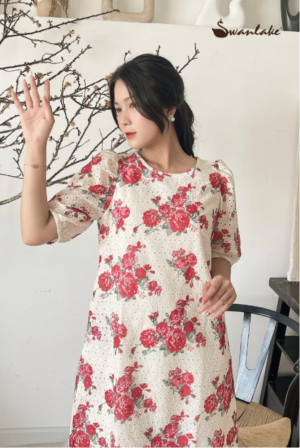 Swanlake chinh phục phụ nữ Việt bằng vẻ đẹp thi&ecirc;n nga trong thời trang - Ảnh 3.