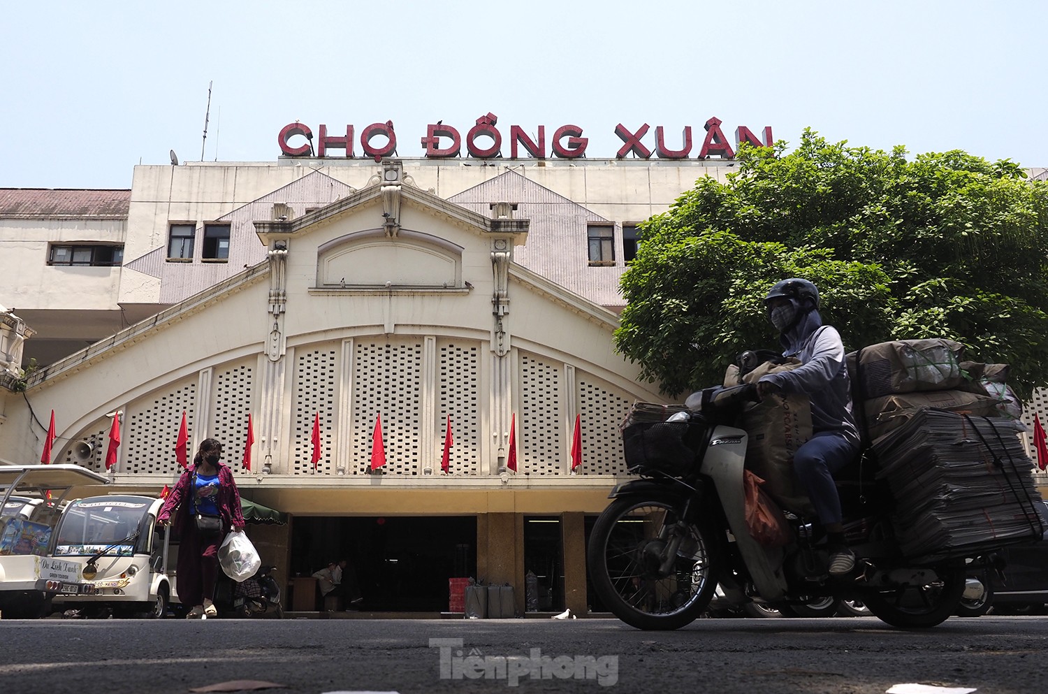 Hà Nội: Người lao động quay quắt dưới nắng nóng như &quot;đổ lửa&quot; - Ảnh 10.