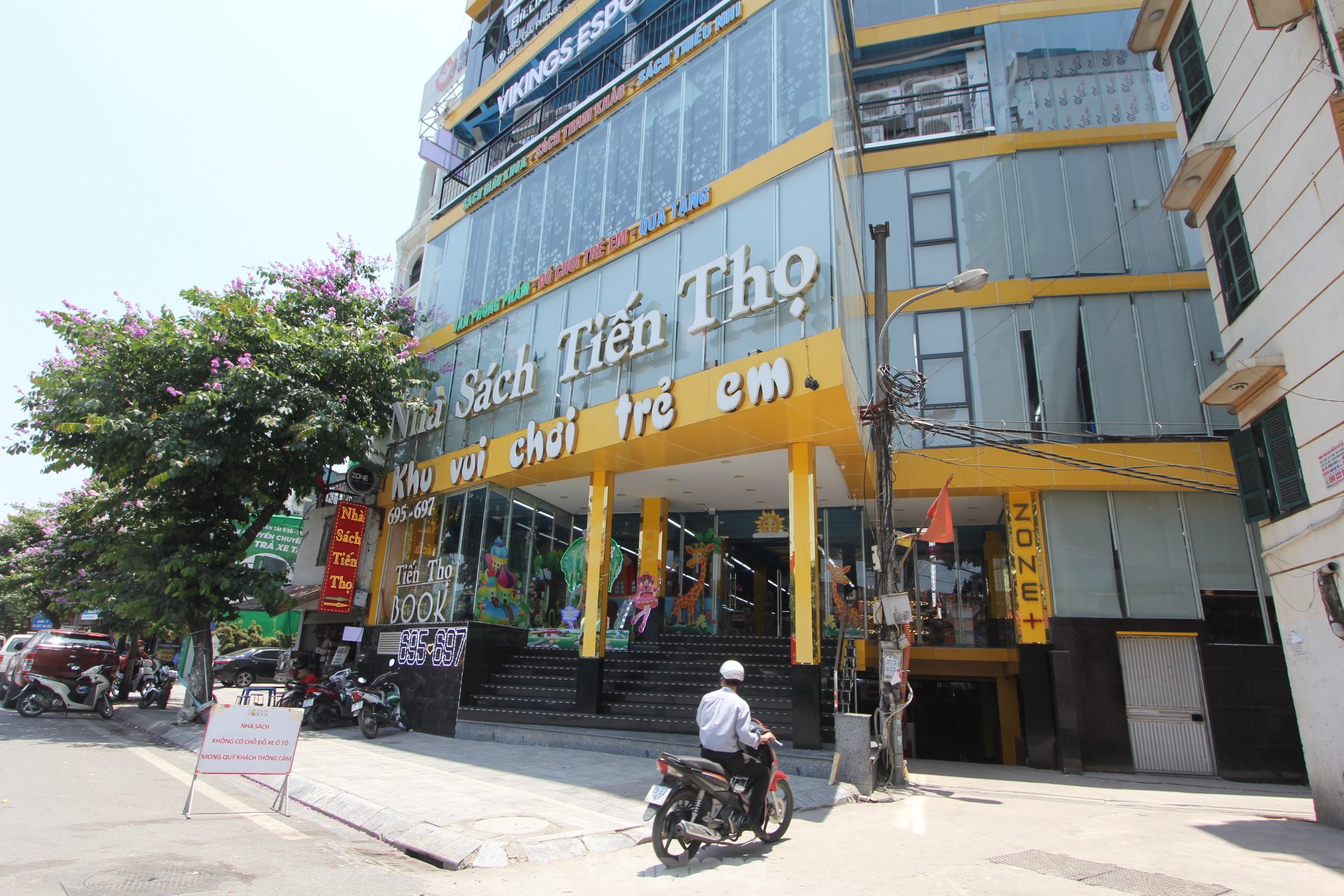 Cận cảnh loạt chung cư và công trình lớn ở Hà Nội &quot;nhờn&quot; với quy định PCCC - Ảnh 9.