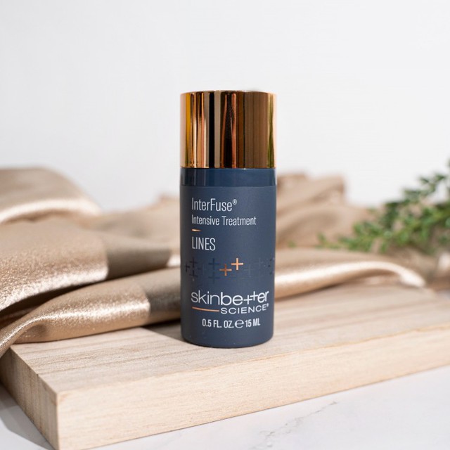 BTV l&agrave;m đẹp v&agrave; b&aacute;c sĩ da liễu chỉ ra 11 sản phẩm chống gi&agrave; đ&aacute;ng tiền nhất, đ&atilde; mua l&agrave; kh&ocirc;ng hối hận - Ảnh 7.