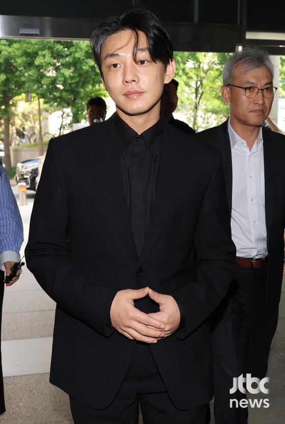 Cảnh sát chính thức xin lệnh bắt giữ Yoo Ah In trong hôm nay - Ảnh 3.
