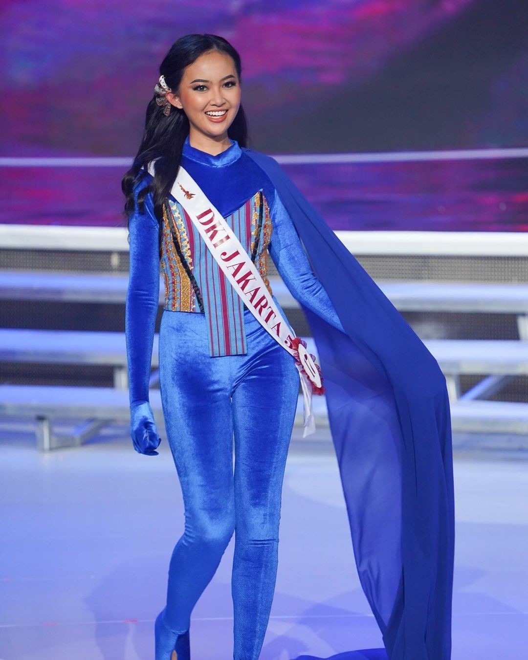 Thí sinh Hoa hậu Indonesia mặc kín mít thi áo tắm - Ảnh 17.