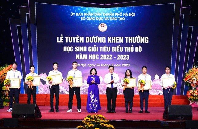 H&agrave; Nội dẫn đầu học sinh giỏi quốc gia, quốc tế - Ảnh 1.