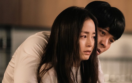 Loạt ảnh của Kim Tae Hee và “chồng” trong phim mới