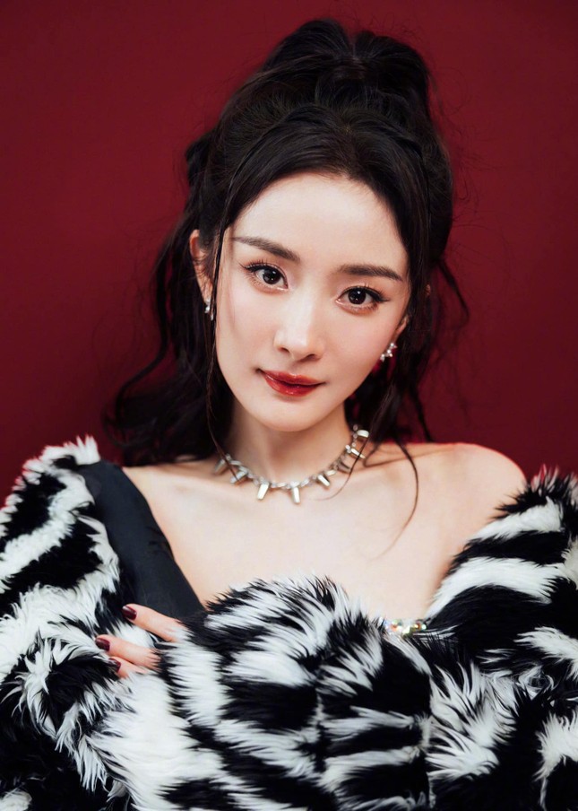 Dương Mịch thừa nhận diễn xuất kém - Ảnh 1. Dương Mịch thừa nhận diễn xuất kém - Ảnh 1.