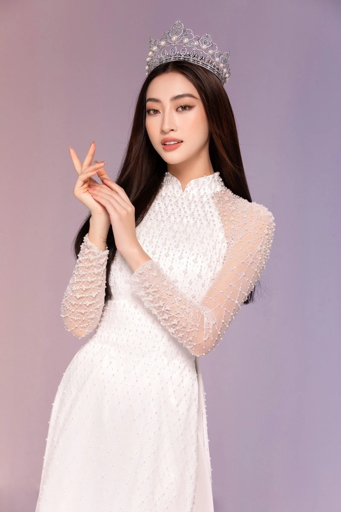 Hoa hậu 10X t&agrave;i sắc vẹn to&agrave;n Vbiz: L&agrave;m CEO 2 c&ocirc;ng ty v&agrave; giảng vi&ecirc;n trợ giảng ở tuổi đ&ocirc;i mươi - Ảnh 3.