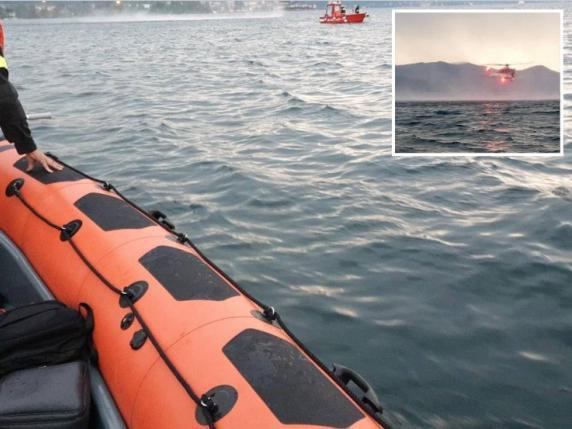 Italy: Lật thuyền chở du khách trên hồ Maggiore, nhiều người mất tích - Ảnh 1.