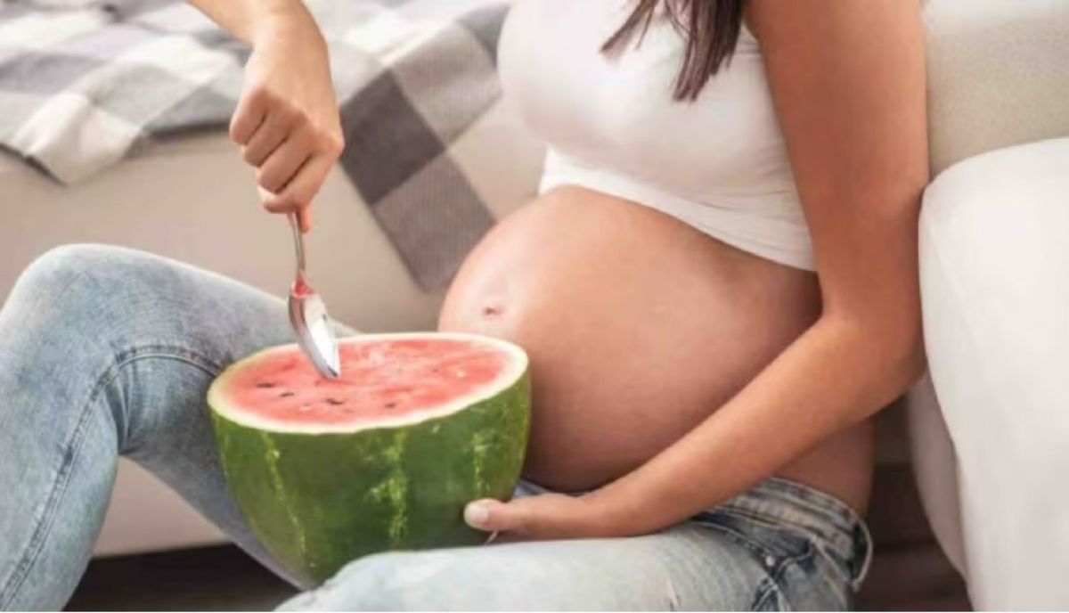 Lợi ích của việc ăn dưa hấu khi mang thai - Ảnh 1. Lợi ích của việc ăn dưa hấu khi mang thai - Ảnh 1.