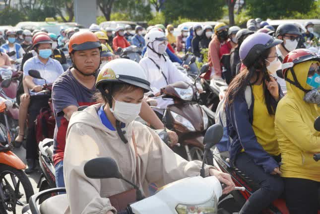 Lần đầu tiên trong năm 2023: Nắng nóng xảy ra trên toàn quốc - Ảnh 3.