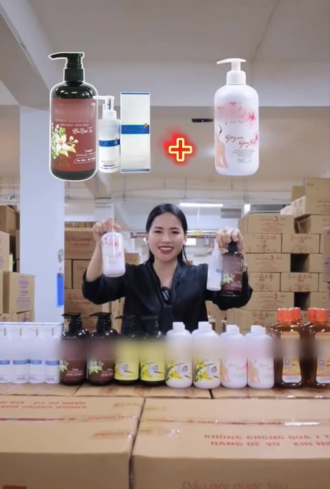 Nhãn hàng vẫn chọn Võ Hà Linh để livestream bất chấp giông bão: Dân mạng Việt chưa có tiền lệ tẩy chay triệt để và miếng bánh từ fan cực đoan vẫn quá hời? - Ảnh 3. Nhãn hàng vẫn chọn Võ Hà Linh để livestream bất chấp giông bão: Dân mạng Việt chưa có tiền lệ tẩy chay triệt để và miếng bánh từ fan cực đoan vẫn quá hời? - Ảnh 3.
