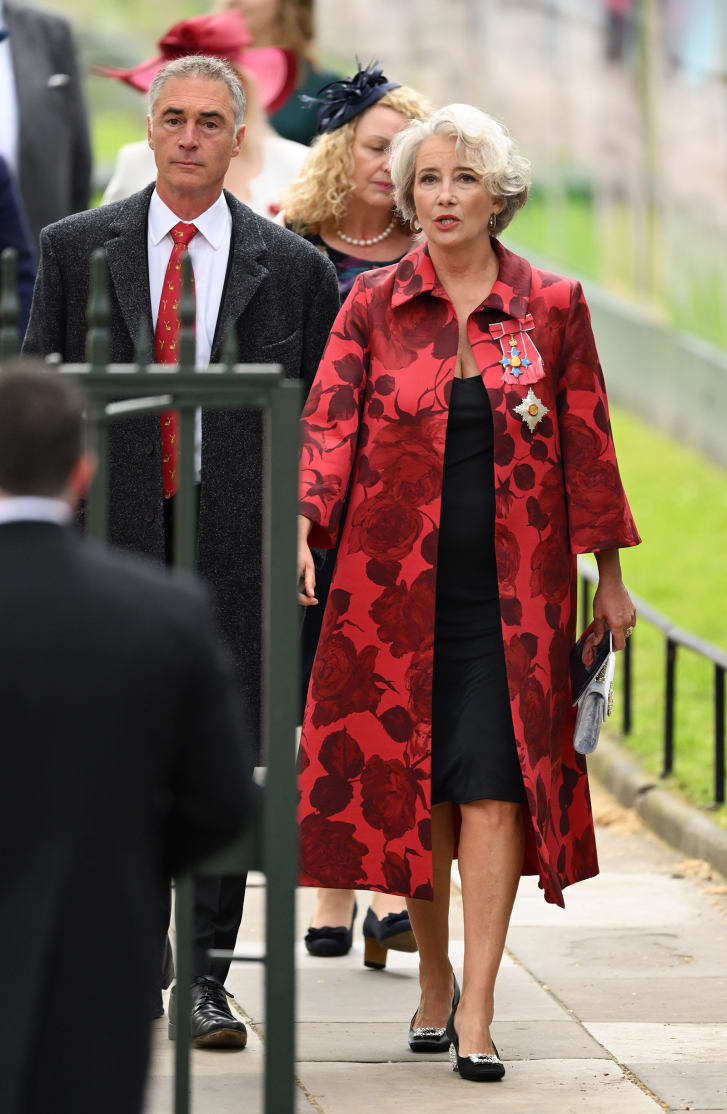 15 bộ trang phục đẹp nhất Lễ đăng quang của Vua Charles III: Nhà Kate đứng đầu, các khách mời chuộng đồ may riêng với tông nổi đề cao nét cổ điển - Ảnh 8.