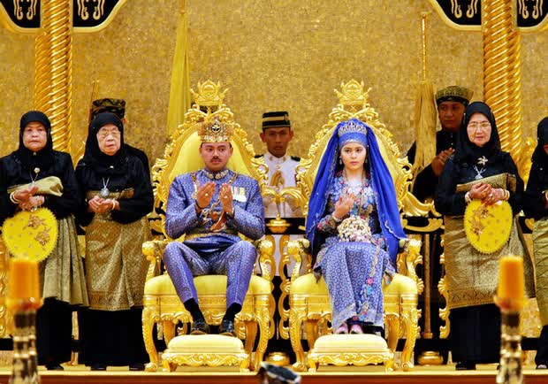 Nàng dâu đẹp tựa tiên nữ của Hoàng gia Brunei: Từ thường dân bỗng thành vợ Thái tử sau đám cưới 5,7 triệu đô - Ảnh 3.