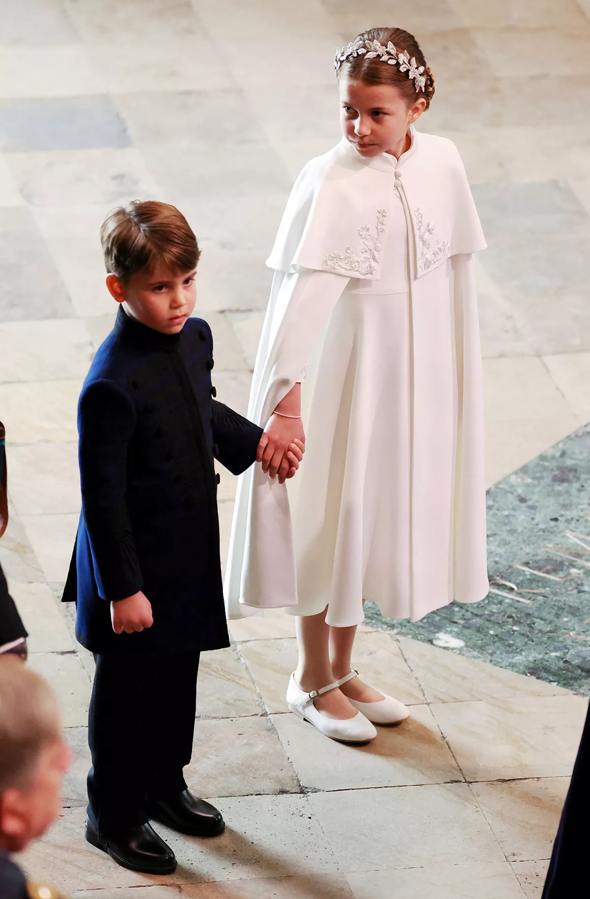 3 con của William và Kate diện trang phục màu sắc khác nhau, ngầm mang ý nghĩa đặc biệt không phải ai cũng dễ dàng nhận thấy - Ảnh 3.