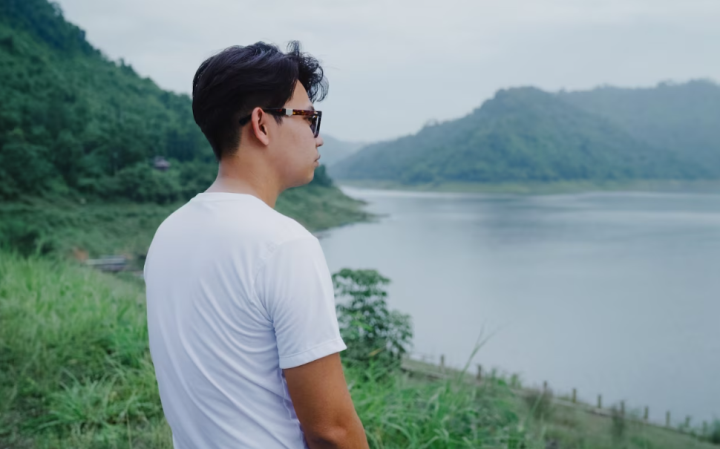 C&oacute; nh&agrave;, c&oacute; xe, lại c&oacute; tiền, sao t&ocirc;i lại ế thế n&agrave;y? - Ảnh 1.