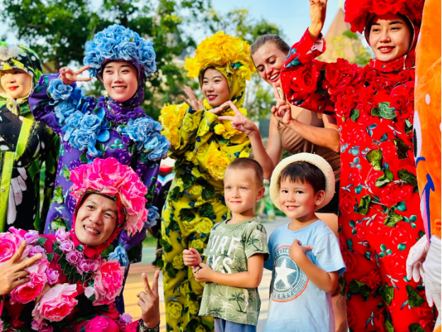Hé lộ không khí Tuần lễ quốc tế thiếu nhi siêu hoành tráng tại VinWonders Nha Trang - Ảnh 9.