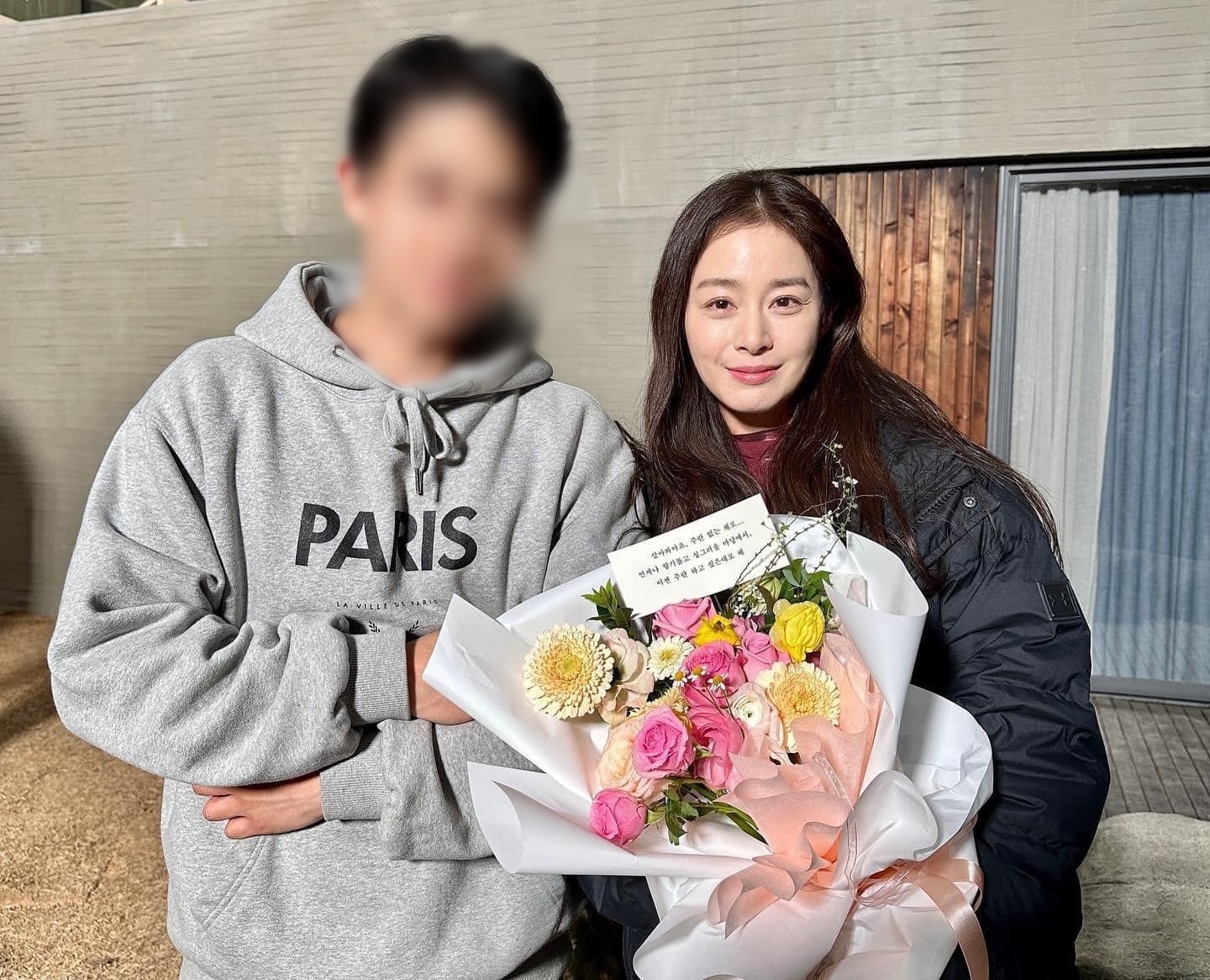 Kim Tae Hee tự tin để mặt mộc từ trên phim đến hậu trường, lộ một dấu hiệu tuổi tác ở tuổi 43 - Ảnh 6.